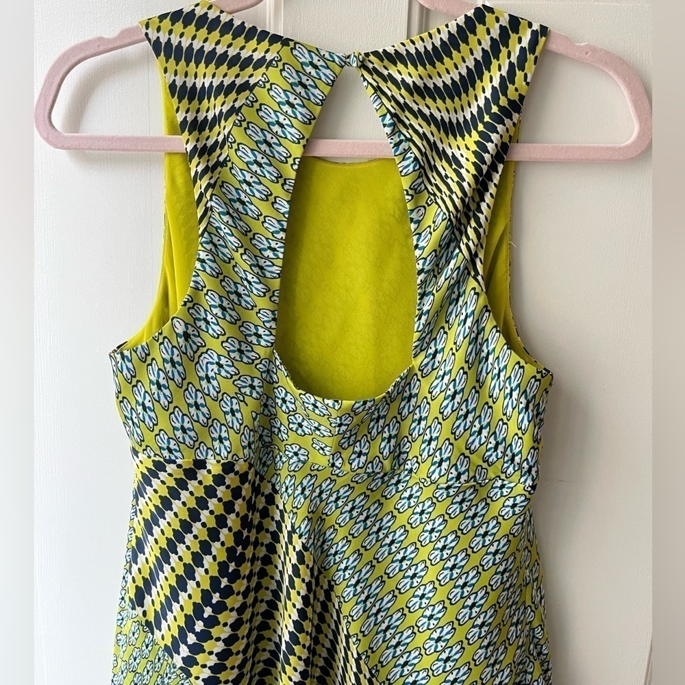 LAUNDRY by Shelli Segal Flowy Dress - Picture 4 of 10